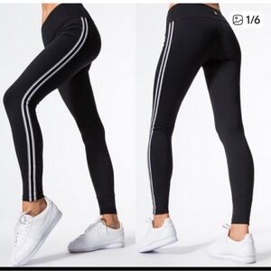 Spiritual Gangster Black Leggings size small